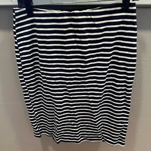 Ann Taylor Navy and White Stripe Knit Skirt stretch EUC Size S It#C39